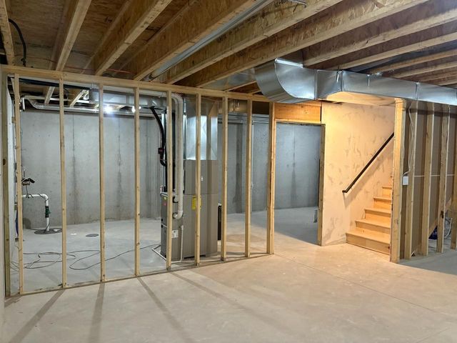 1762 LOYAL DRIVE, Neenah, WI 54956