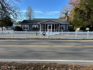 506 W Clinton Street, Roseboro, NC 28382