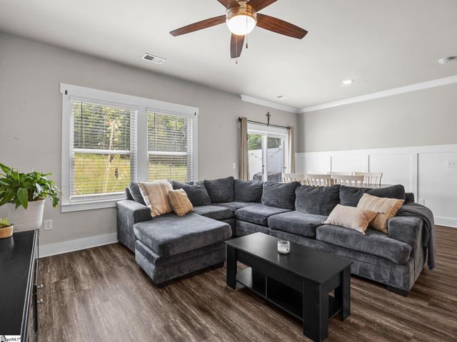 109 Grey Oak Trail, Greer, SC 29650