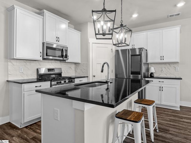 109 Grey Oak Trail, Greer, SC 29650
