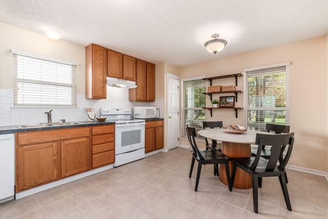 6089 Tetlin Field Drive, New Albany, OH 43054