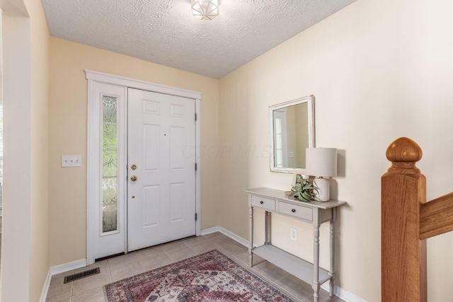 6089 Tetlin Field Drive, New Albany, OH 43054