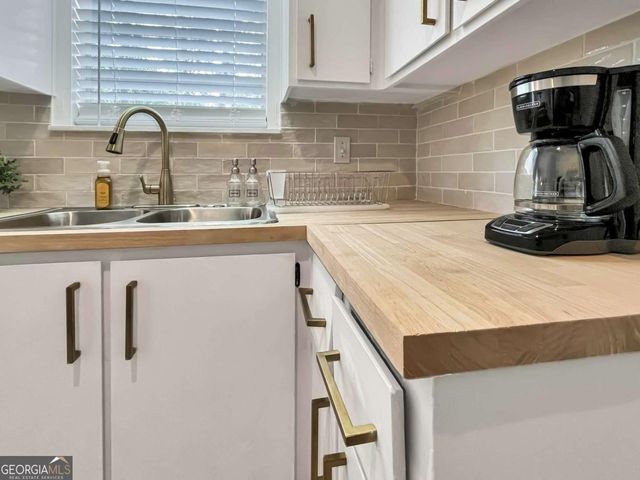 216 Pinecrest Place, Pooler, GA 31322