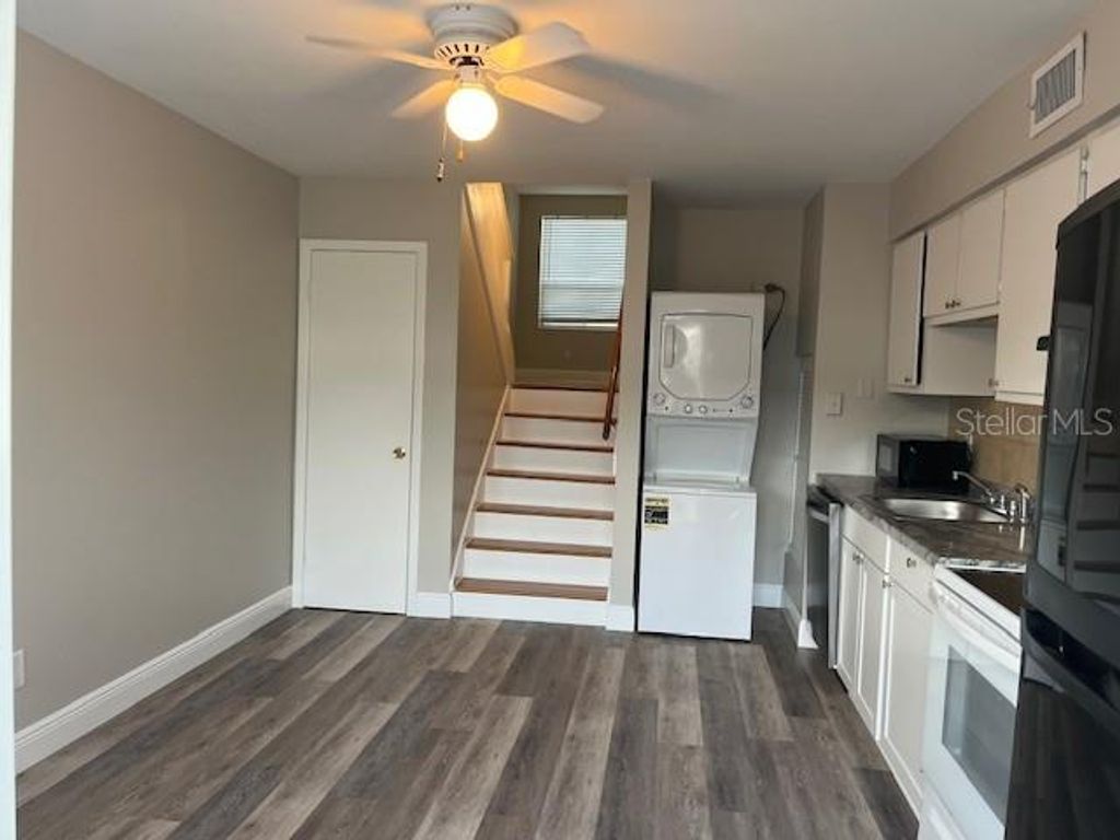 Image 3 of property listing at 4220 LA DEGA COURT, Tampa, FL 33611