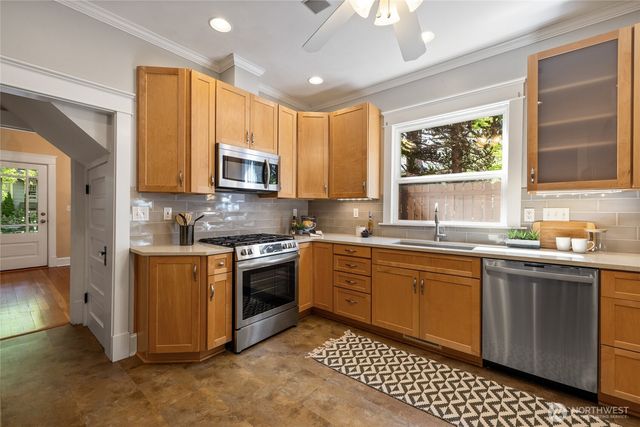 1908 N Anderson Street, Tacoma, WA 98406