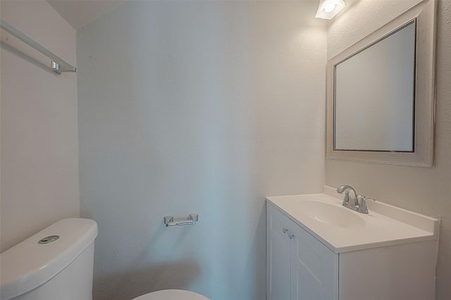 2730 Avenue D, San Leon, TX 77539