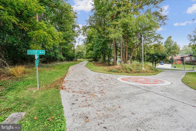 5315 MANORFIELD RD, Rockville, MD 20853