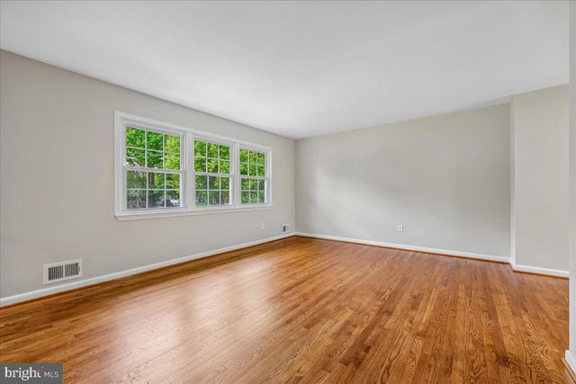5315 MANORFIELD RD, Rockville, MD 20853