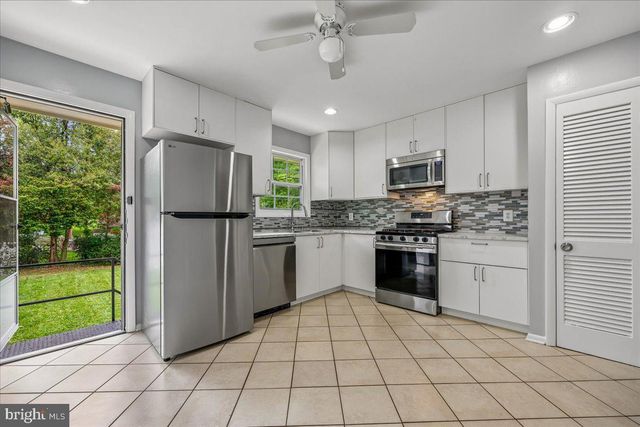 5315 MANORFIELD RD, Rockville, MD 20853