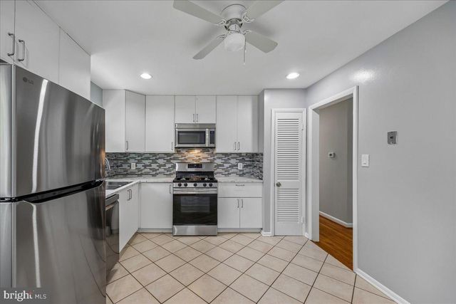 5315 MANORFIELD RD, Rockville, MD 20853