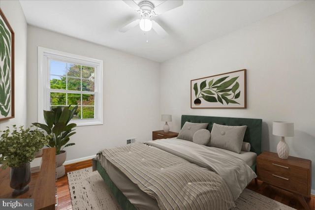 5315 MANORFIELD RD, Rockville, MD 20853