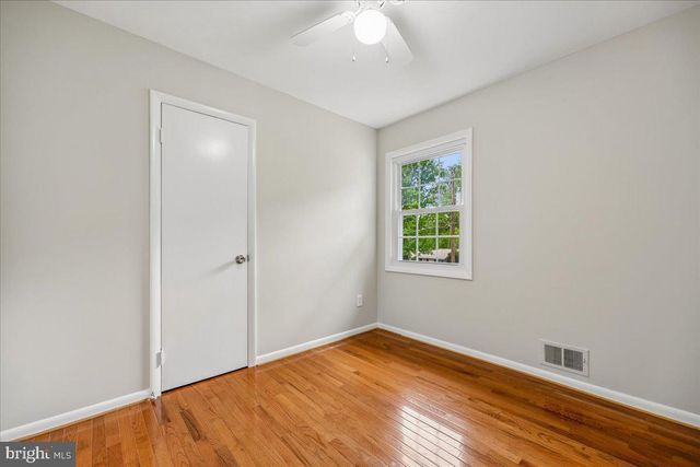 5315 MANORFIELD RD, Rockville, MD 20853