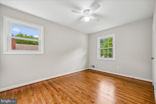 5315 MANORFIELD RD, Rockville, MD 20853