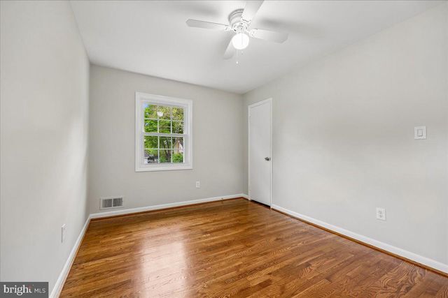 5315 MANORFIELD RD, Rockville, MD 20853
