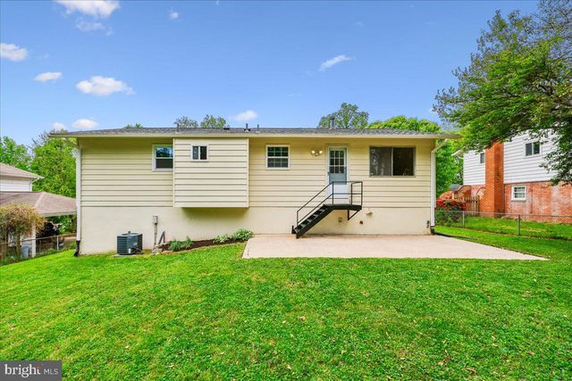 5315 MANORFIELD RD, Rockville, MD 20853