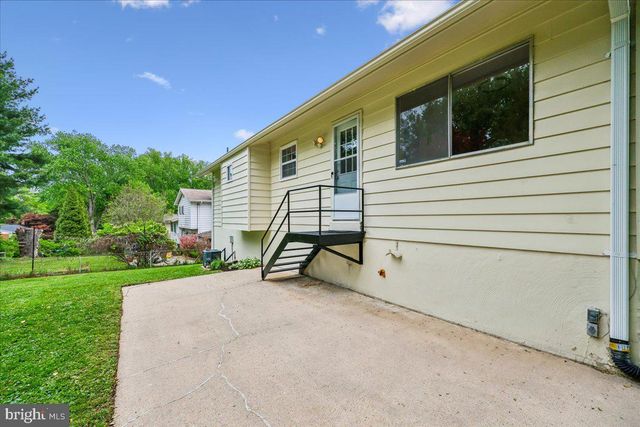 5315 MANORFIELD RD, Rockville, MD 20853