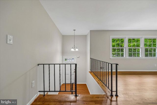 5315 MANORFIELD RD, Rockville, MD 20853