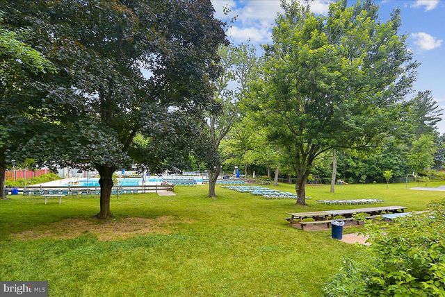 5315 MANORFIELD RD, Rockville, MD 20853