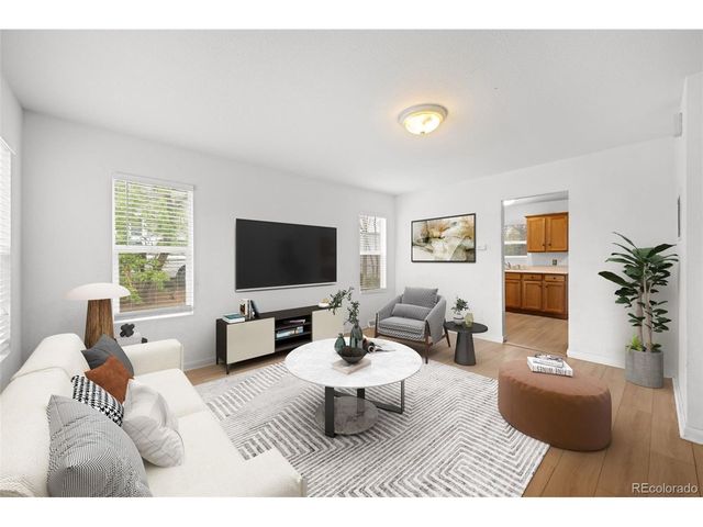 949 S Perry St, Denver, CO 80219