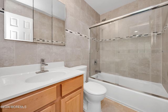 25 Cherry Hill Lane, Manalapan, NJ 07726