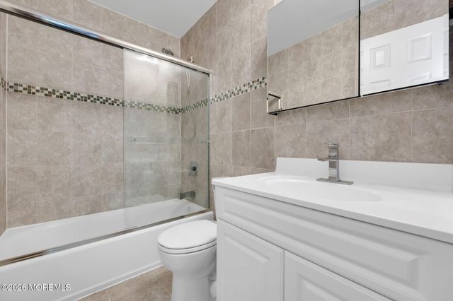 25 Cherry Hill Lane, Manalapan, NJ 07726