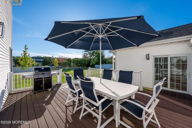 25 Cherry Hill Lane, Manalapan, NJ 07726