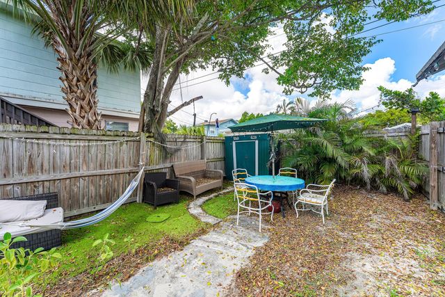 615 N L Street, Lake Worth Beach, FL 33460