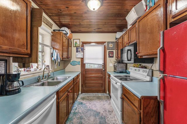 615 N L Street, Lake Worth Beach, FL 33460