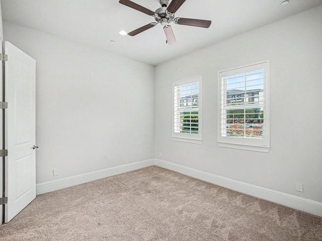 119 Grace Point Drive, Sugar Land, TX 77498