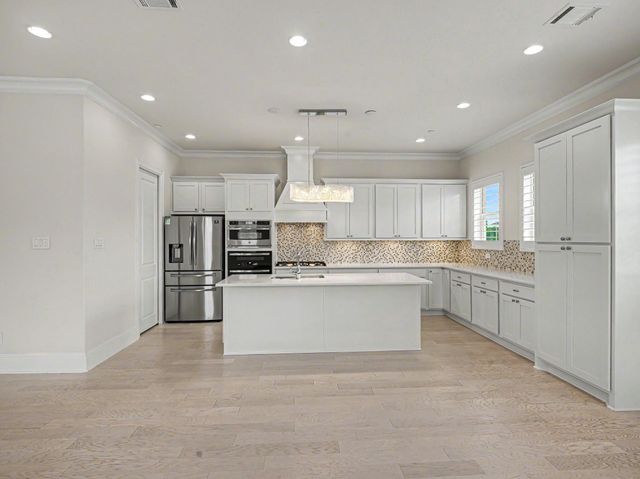 119 Grace Point Drive, Sugar Land, TX 77498