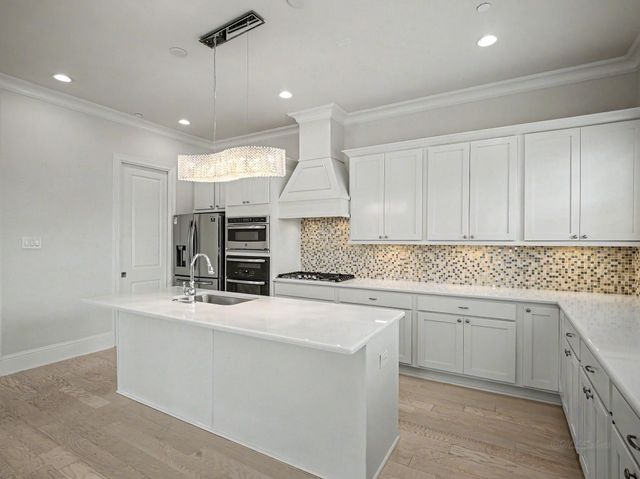 119 Grace Point Drive, Sugar Land, TX 77498