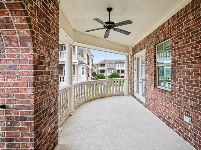 119 Grace Point Drive, Sugar Land, TX 77498