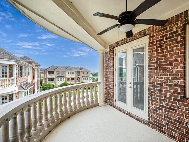 119 Grace Point Drive, Sugar Land, TX 77498