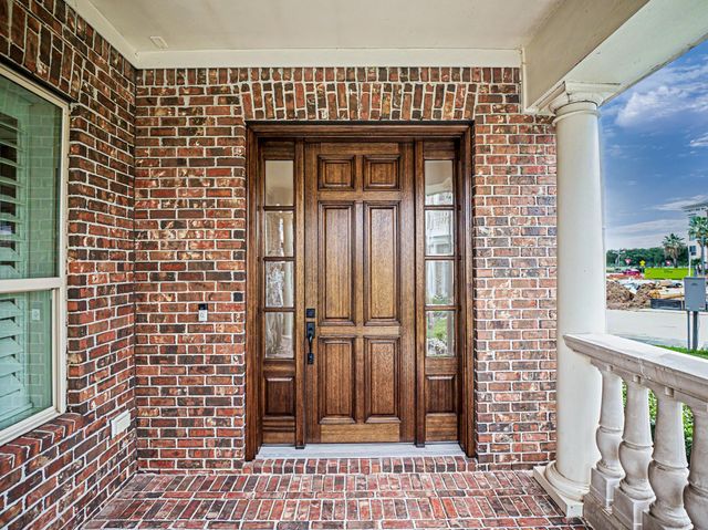119 Grace Point Drive, Sugar Land, TX 77498