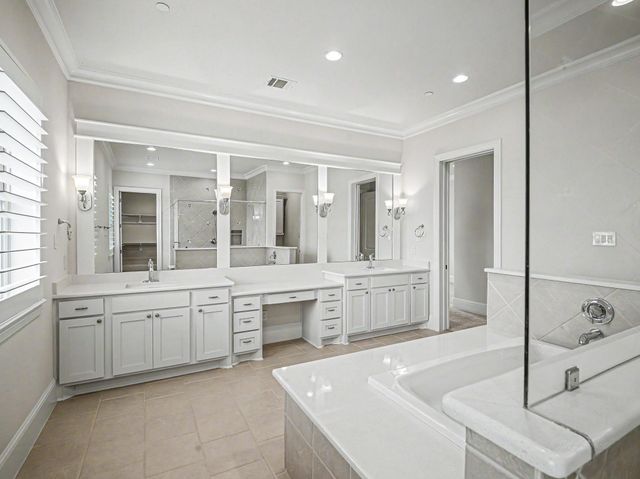 119 Grace Point Drive, Sugar Land, TX 77498