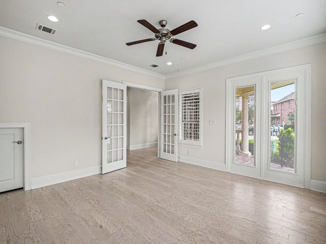 119 Grace Point Drive, Sugar Land, TX 77498