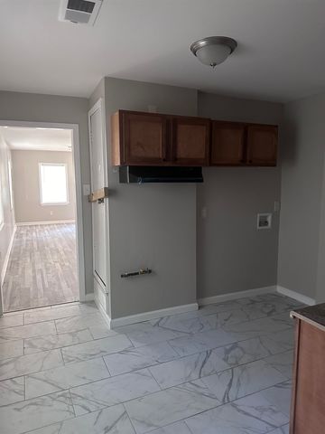 2506 WINNONA AVE, Memphis, TN 38108