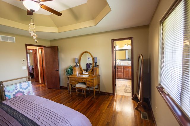4005 N Lake Ridge Ct., Wichita, KS 67205