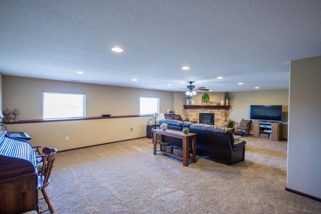 4005 N Lake Ridge Ct., Wichita, KS 67205