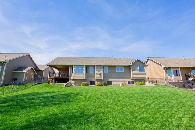4005 N Lake Ridge Ct., Wichita, KS 67205