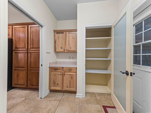 10 Marbella Lane, Hot Springs Village, AR 71909