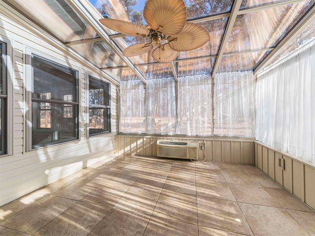 10 Marbella Lane, Hot Springs Village, AR 71909