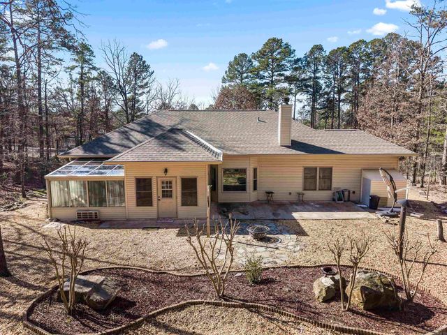 10 Marbella Lane, Hot Springs Village, AR 71909