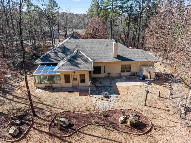 10 Marbella Lane, Hot Springs Village, AR 71909