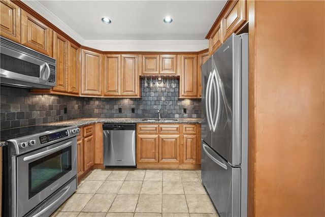 3071 Lenox Road NE 19, Atlanta, GA 30324