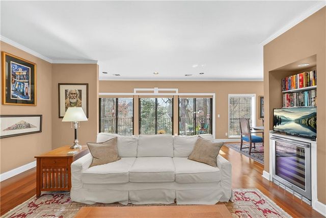 3071 Lenox Road NE 19, Atlanta, GA 30324