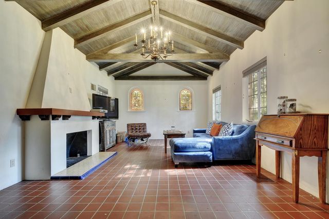 1210 W 13th A, Austin, TX 78703