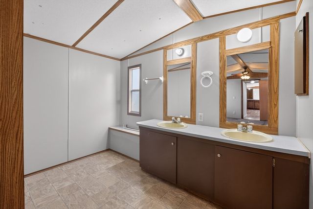 3559 Lake Kathy Road, Tunnel Hill, GA 30755