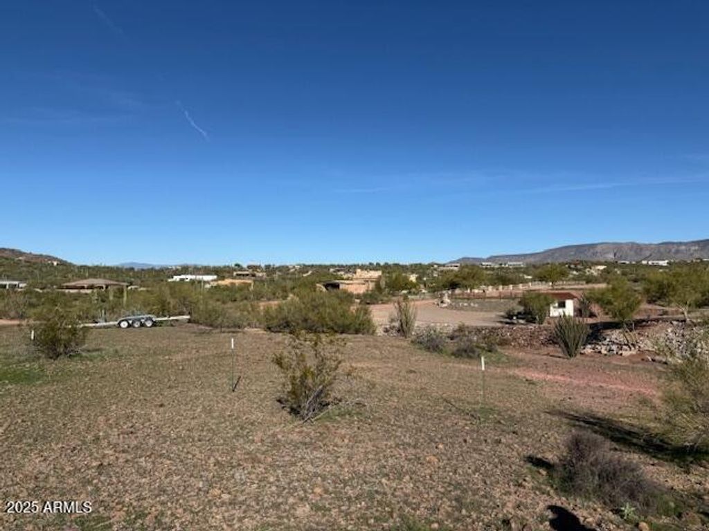 Image 7 of property listing at 0 N 18th Street -, New River, AZ 85087