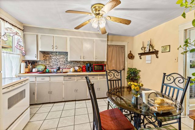 2174 Tinnin Rd, Goodlettsville, TN 37072